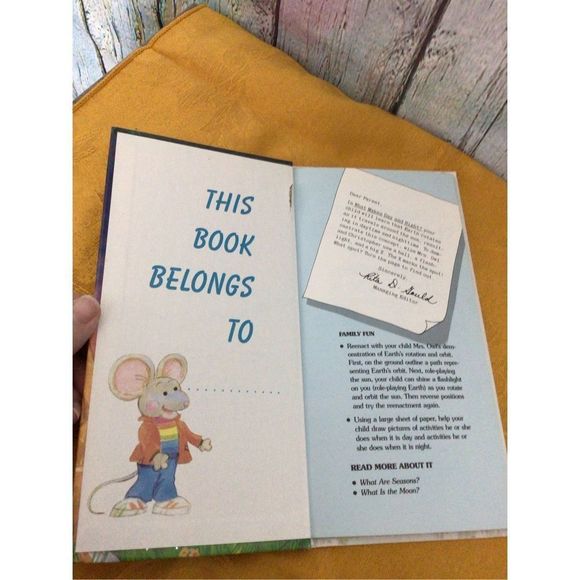 1984 Hardback “What Makes Day and Night?” - Picture 4 of 10